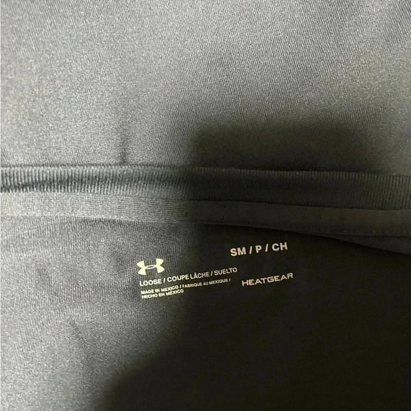 Under Armour  Tee - Picture 4 of 5